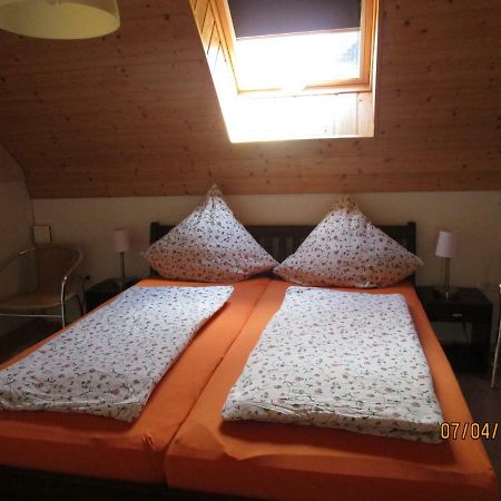 Ferienwohnung Hueck ليند المظهر الخارجي الصورة